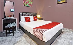 Oyo Home 90348 Inspire Rooms